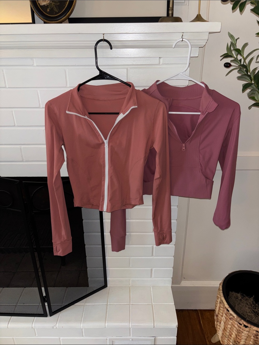 Women’s Zip Crop Jackets in Dusty Rose and Mauve